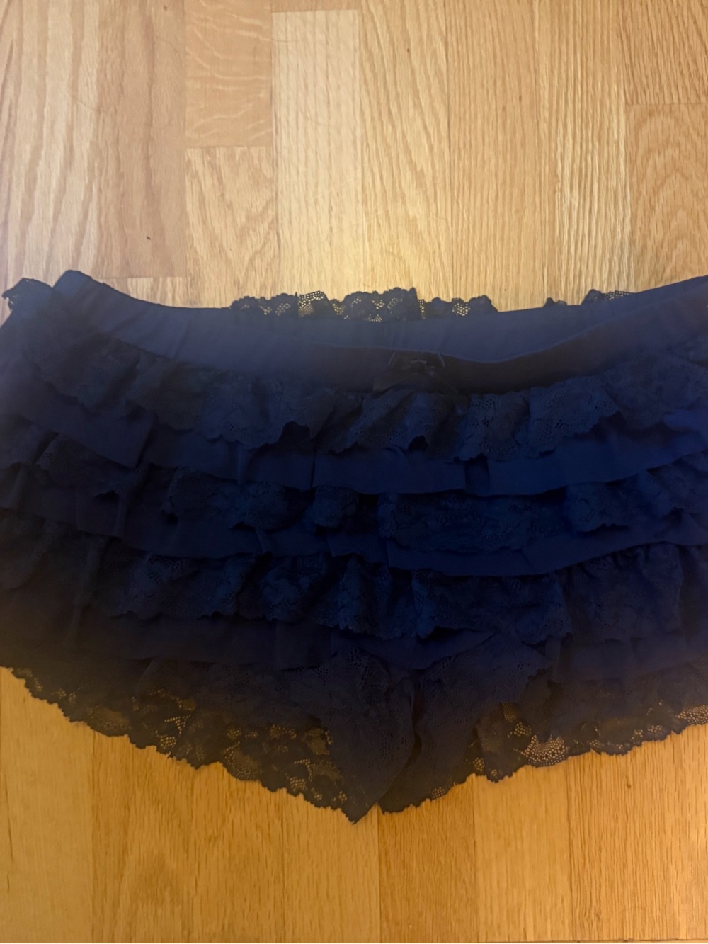 Women’s Lace Ruffle Bloomer Shorts - Navy